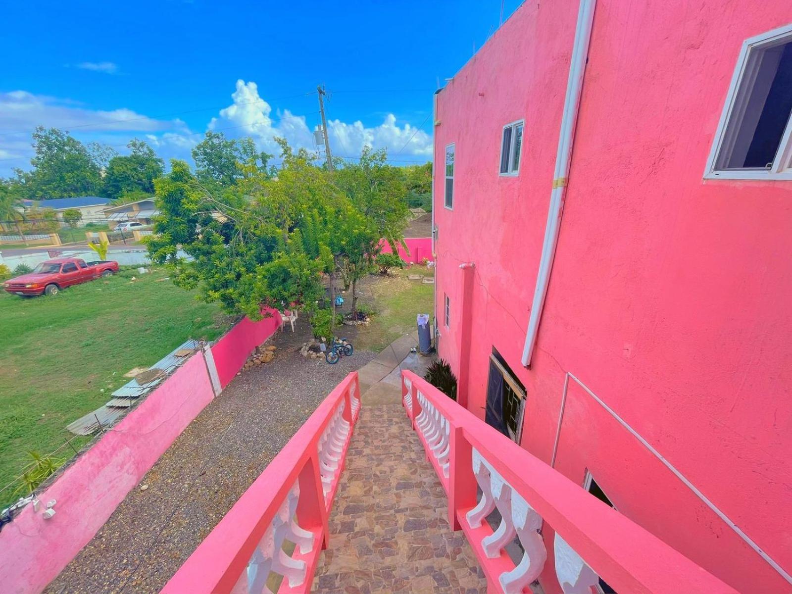 A Taste Of Jamaica Lavern'S Place Ocho Ríos Extérieur photo